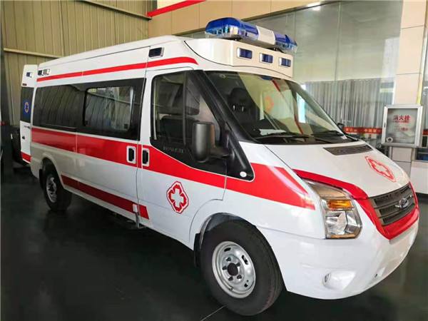 克东县福特V362救护车